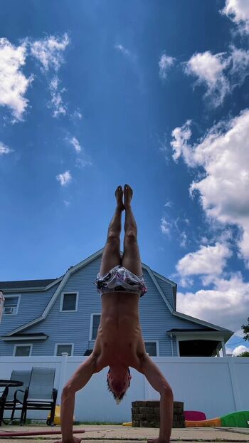 Trubeltime28 Leaked Nude OnlyFans (Photo 3)