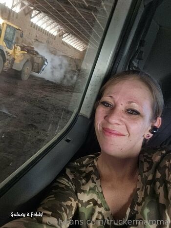 truckermamma Leaked Nude OnlyFans (Photo 1)