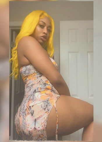 TS Baddie Leaked Nude OnlyFans (Photo 3)