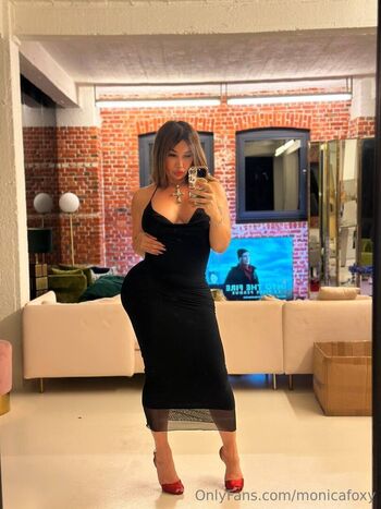 ts_monica