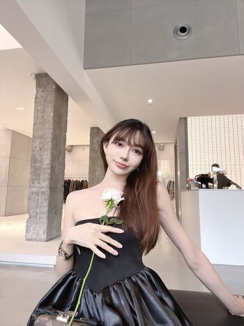 TS Xinxiaoxian 歆小仙 Leaked Nude OnlyFans (Photo 24)