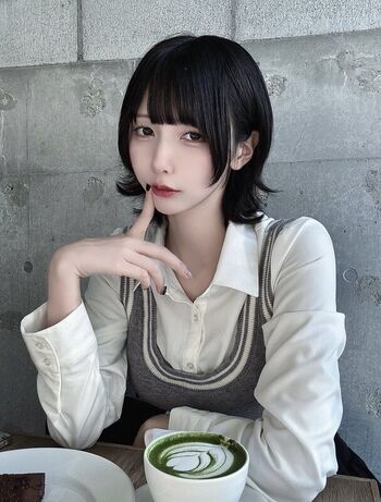 Tsukino Hisui Leaked Nude OnlyFans (Photo 24)