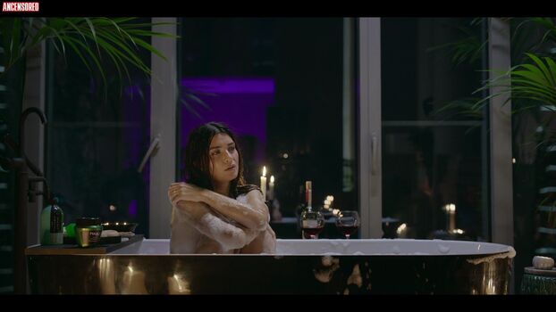 Tuba Büyüküstün