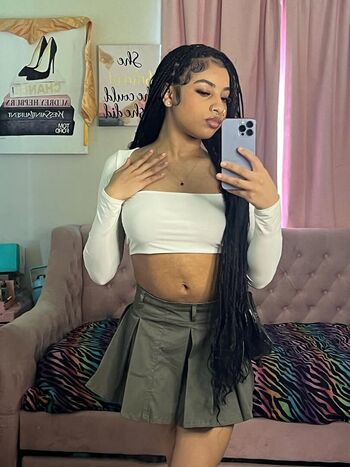 Tyvianaaa Leaked Nude OnlyFans (Photo 10)