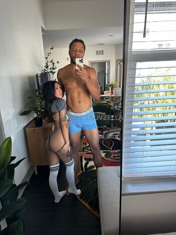 uluvzella Leaked Nude OnlyFans (Photo 98)