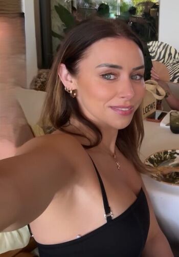 Una Healy Leaked Nude OnlyFans (Photo 341)