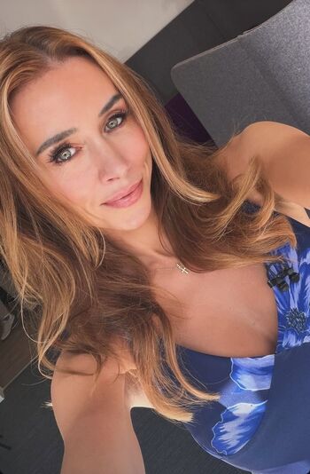Una Healy Leaked Nude OnlyFans (Photo 347)