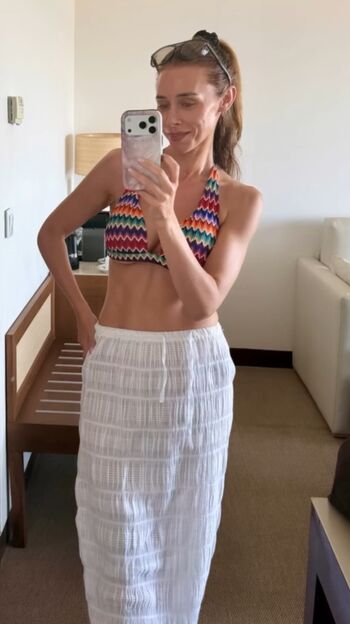 Una Healy Leaked Nude OnlyFans (Photo 351)