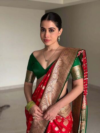 Urfi Javed Leaked Nude OnlyFans (Photo 3)