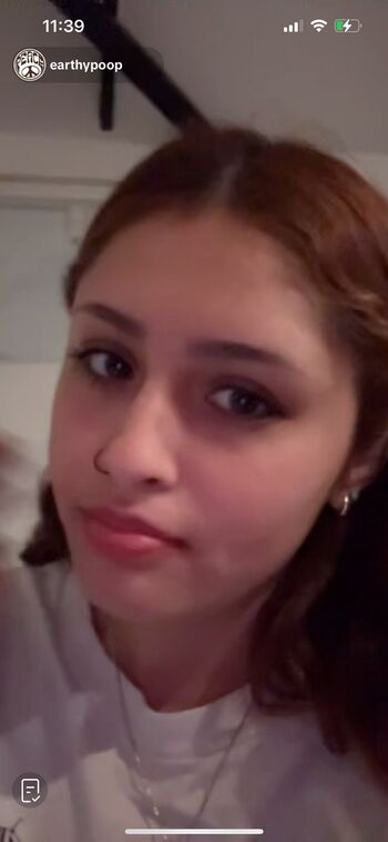 urlocalbigtittiegf Leaked Nude OnlyFans (Photo 3)