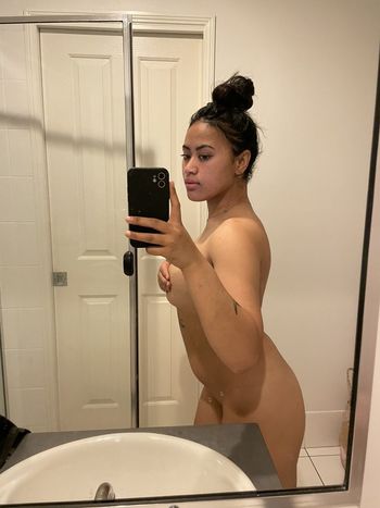 urproffesionalma Leaked Nude OnlyFans (Photo 4)