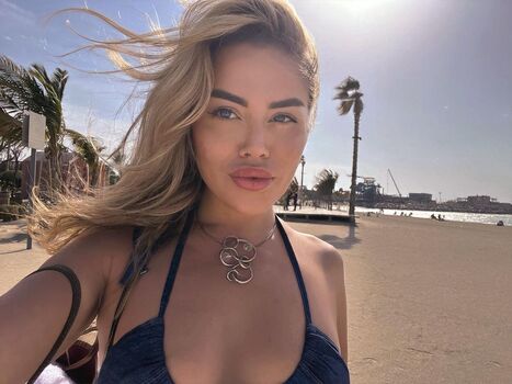 Uwdaw Leaked Nude OnlyFans (Photo 6)