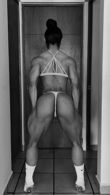 Val Cruz Leaked Nude OnlyFans (Photo 21)