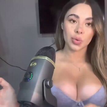 Vale ASMR Leaked Nude OnlyFans (Photo 27)