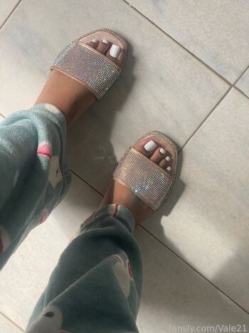 Vale21 Leaked Nude OnlyFans (Photo 40)