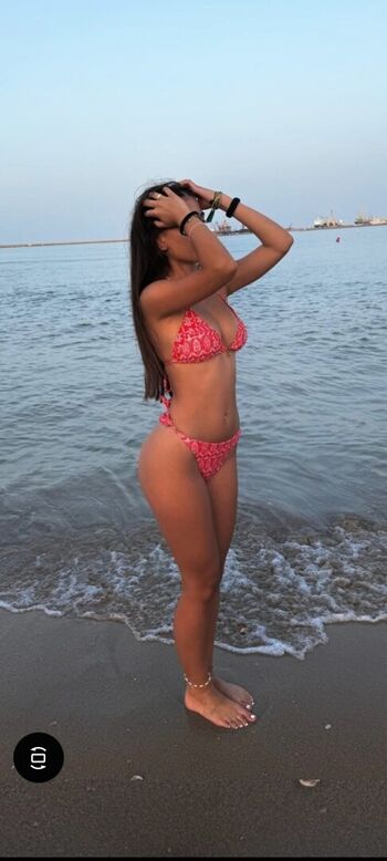 valeriiaacaro_