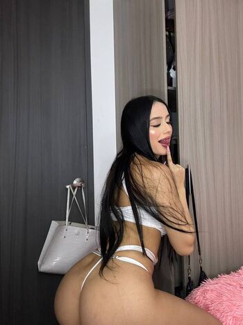 valeryrojo1 Leaked Nude OnlyFans (Photo 2)