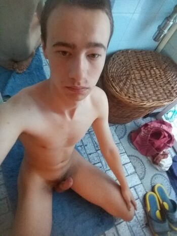 Valeto1204 Leaked Nude OnlyFans (Photo 15)
