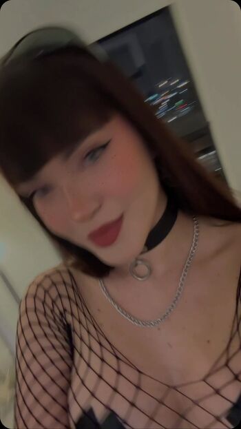 valinfernal Leaked Nude OnlyFans (Photo 2)