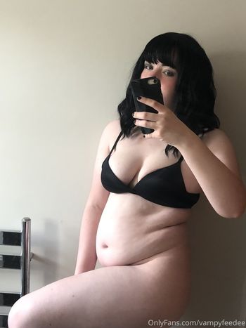 vampyfeedee Leaked Nude OnlyFans (Photo 14)