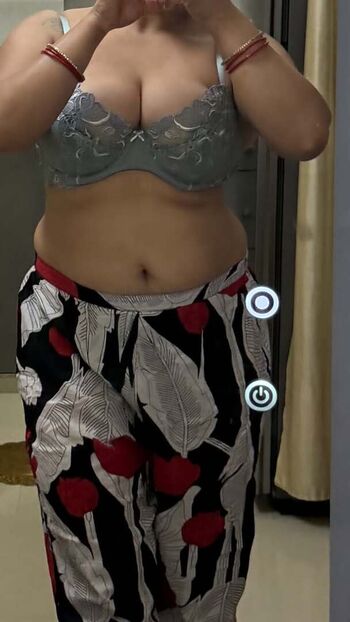 Vandana Pathak Leaked Nude OnlyFans (Photo 32)