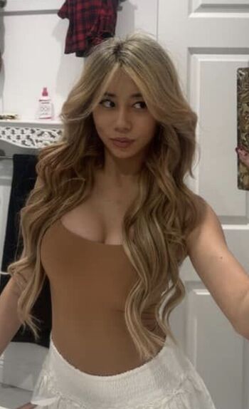 Vanessa Kaye Leaked Nude OnlyFans (Photo 4)