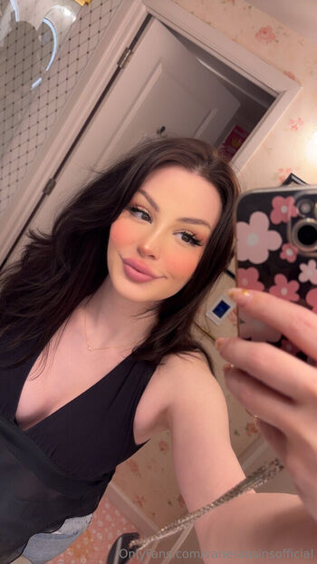 vanessasinsofficial