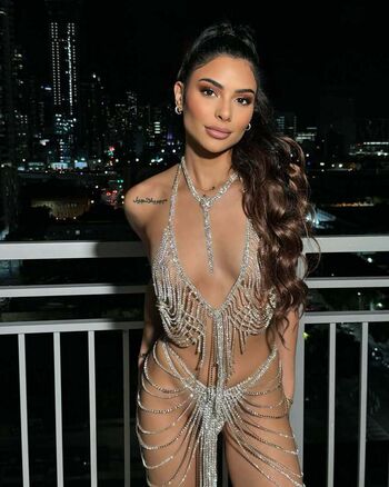 Vanne Perez Leaked Nude OnlyFans (Photo 1)