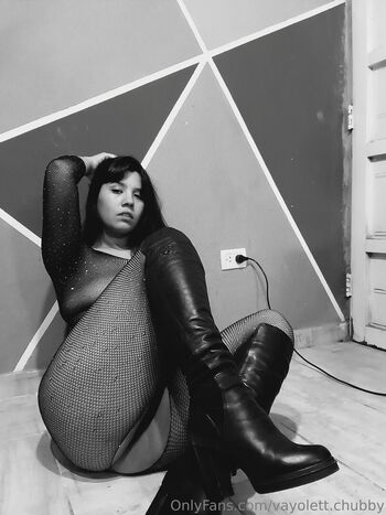 vayolett.chubby Leaked Nude OnlyFans (Photo 4)
