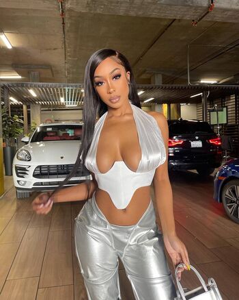 viandradunn Leaked Nude OnlyFans (Photo 12)