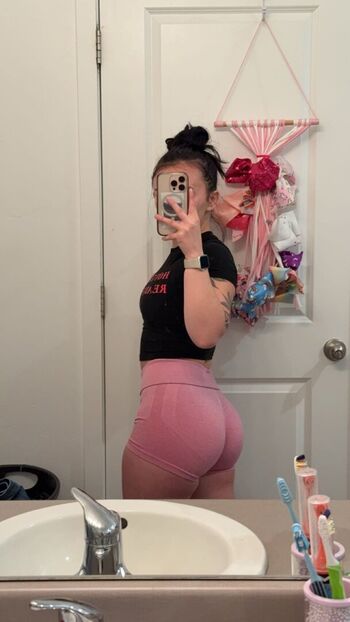 vibingvalentine Leaked Nude OnlyFans (Photo 6)
