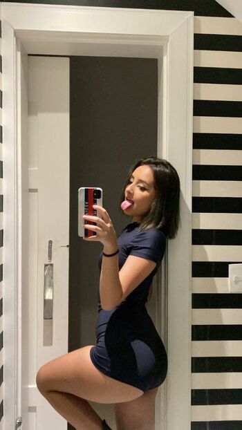 Vic_louren Leaked Nude OnlyFans (Photo 32)