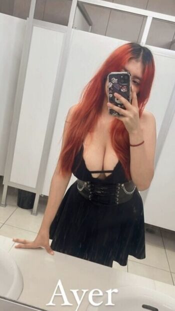 Vickjoy Leaked Nude OnlyFans (Photo 20)