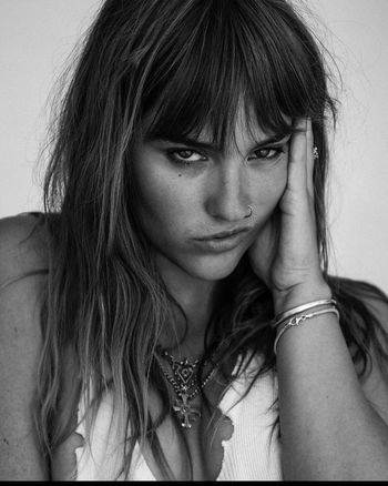 Victoria De Angelis