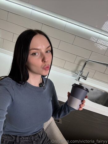 victoria_fairyy Leaked Nude OnlyFans (Photo 3)