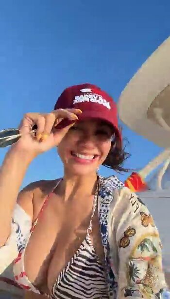 Victoria Justice Leaked Nude OnlyFans (Photo 2557)