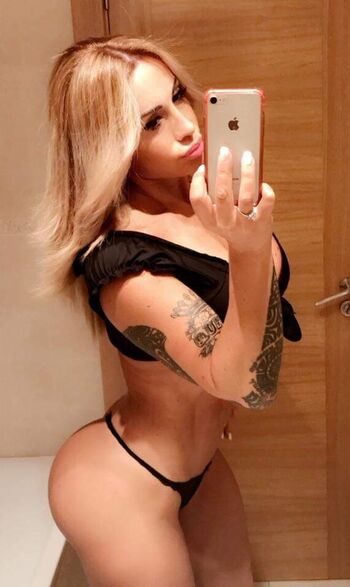 Victoria Lomba Leaked Nude OnlyFans (Photo 15)
