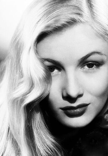 Vintage Sexy Celebs