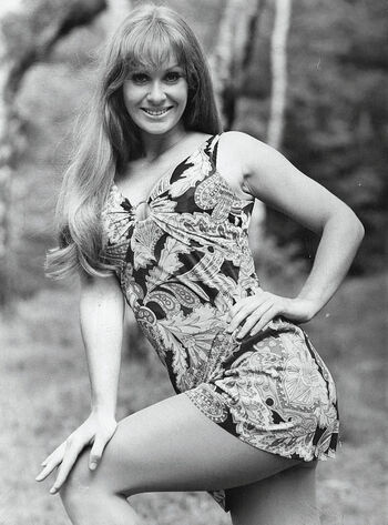 Vintage Starlets