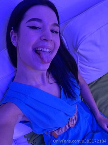 virginallison Leaked Nude OnlyFans (Photo 27)