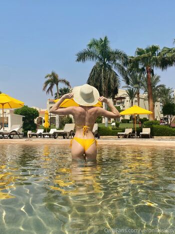 vitamin_nika Leaked Nude OnlyFans (Photo 18)