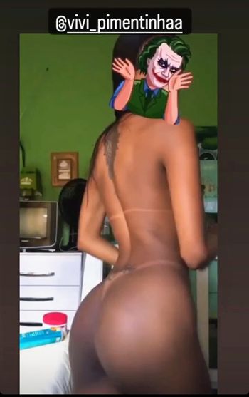 vivi_pimentinhaa Leaked Nude OnlyFans (Photo 2)