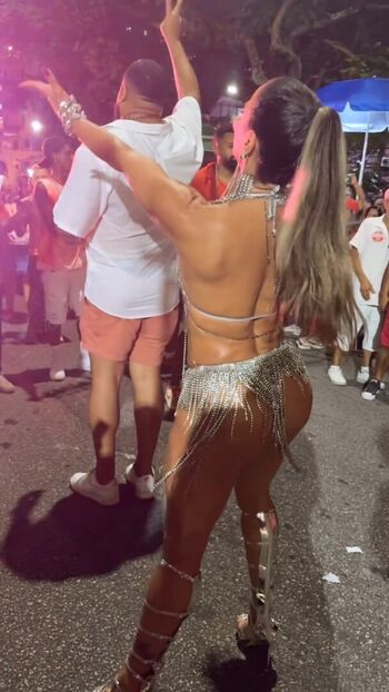 Viviane Araujo