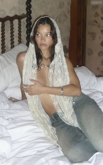 Vivien (Vivi) König Leaked Nude OnlyFans (Photo 1)