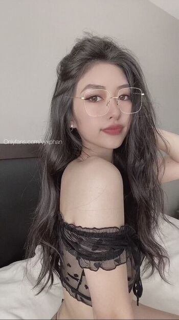 Vyxia Vyxphan Leaked Nude OnlyFans (Photo 101)