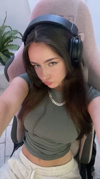 wabiiisabii Leaked Nude OnlyFans (Photo 8)