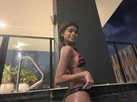 Wallywestswife Leaked Nude OnlyFans (Photo 27)