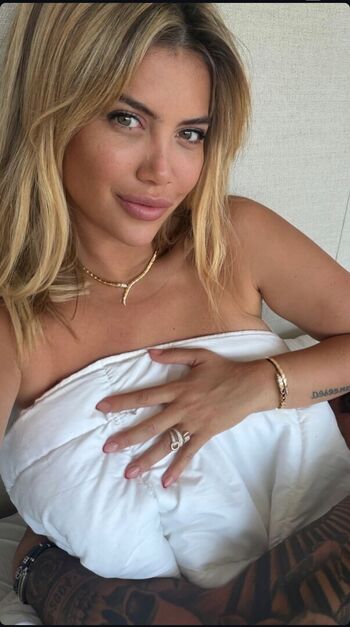 Wanda Nara Leaked Nude OnlyFans (Photo 370)