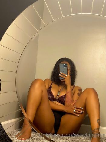wavytiingfree Leaked Nude OnlyFans (Photo 2)