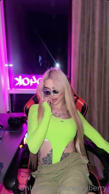 weryberry Leaked Nude OnlyFans (Photo 20)